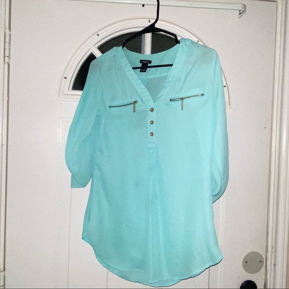 Women’s blouse - Picture 1 of 5